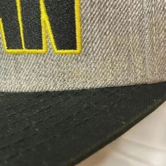 Batman flat bill hat - Picture 2 of 8